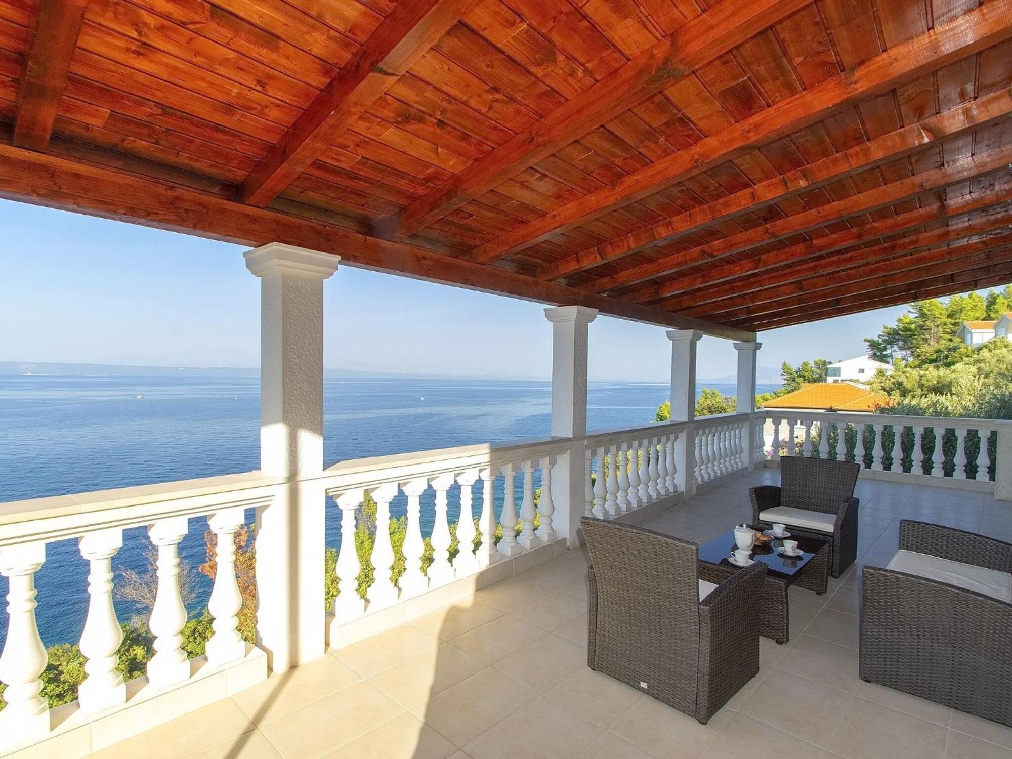 House Green Side Sunset- Four Bedroom House With Pool And Sea View Prigradica Esterno foto