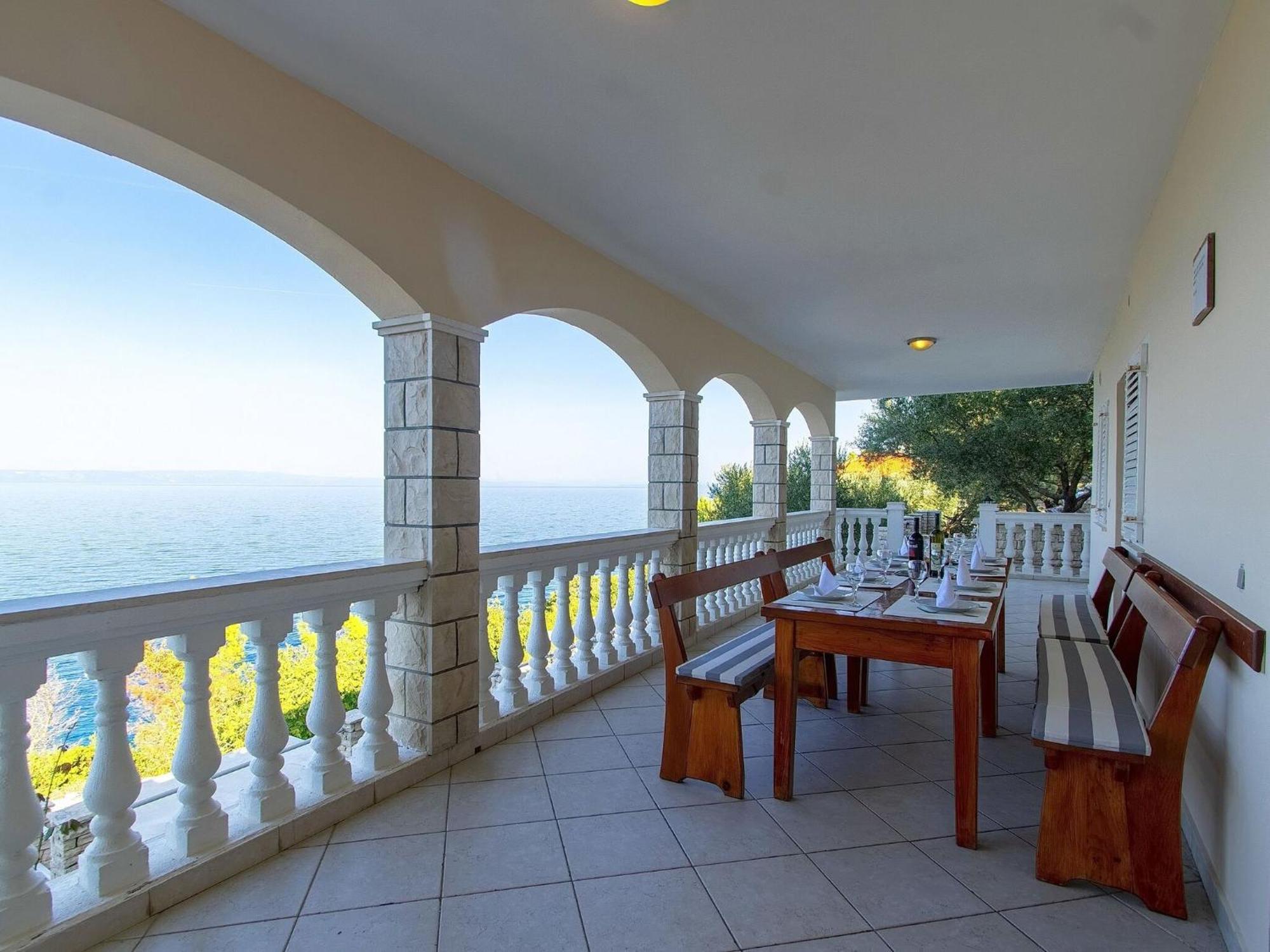 House Green Side Sunset- Four Bedroom House With Pool And Sea View Prigradica Esterno foto