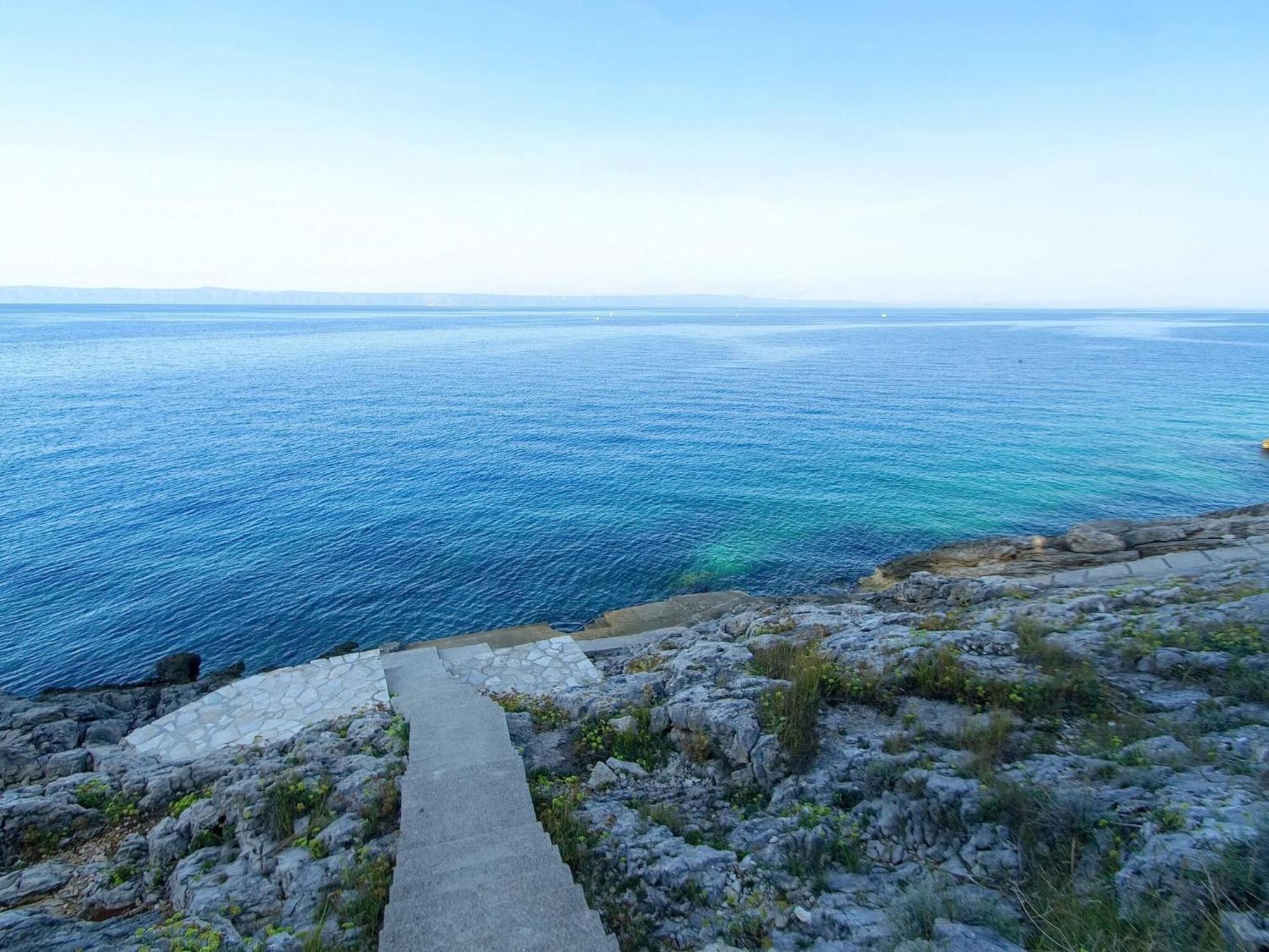 House Green Side Sunset- Four Bedroom House With Pool And Sea View Prigradica Esterno foto