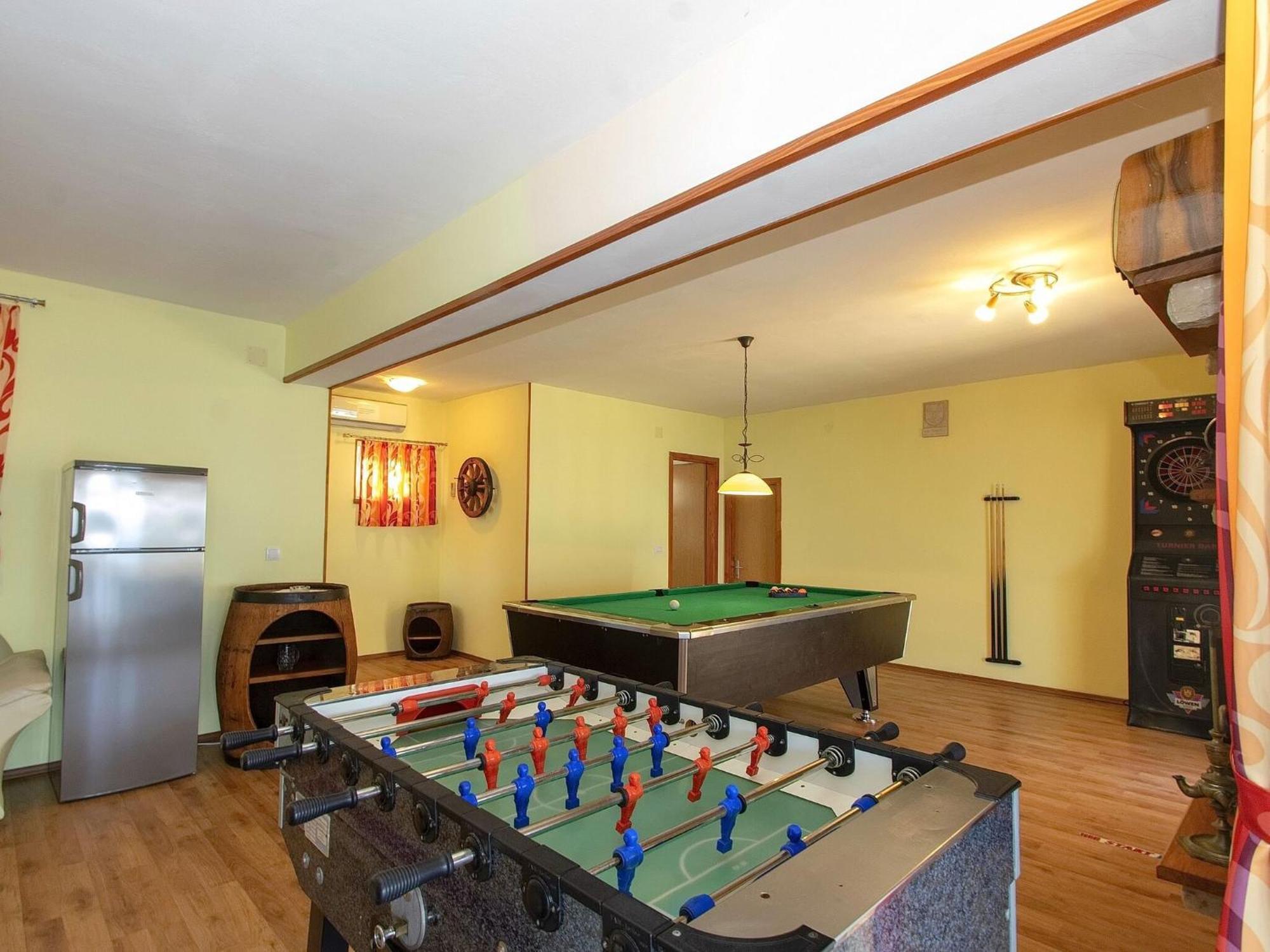 House Green Side Sunset- Four Bedroom House With Pool And Sea View Prigradica Esterno foto
